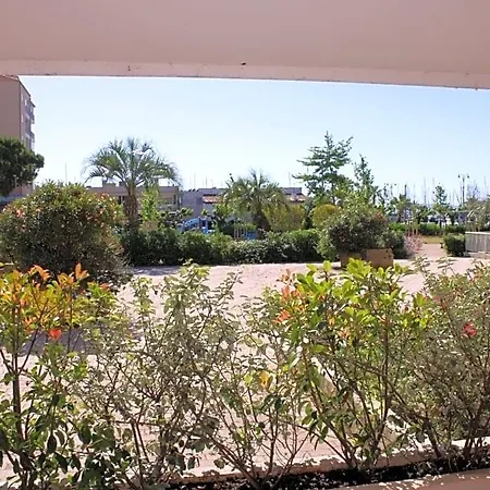 Holiday home Holidays Hyeres