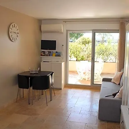 Holidays * Hyeres